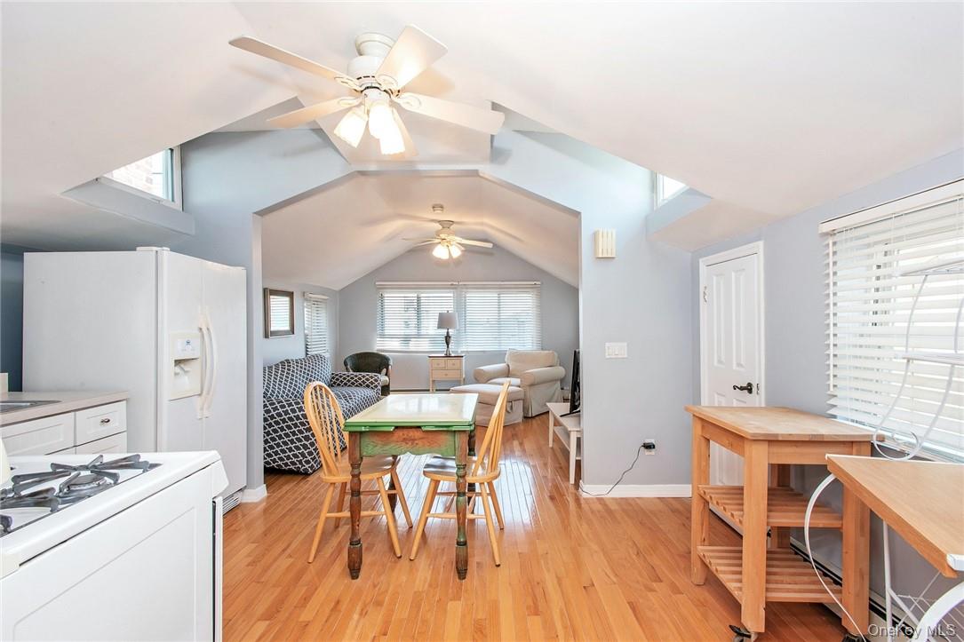 25 B Edgewater Park # 25 B, Bronx, NY 10465