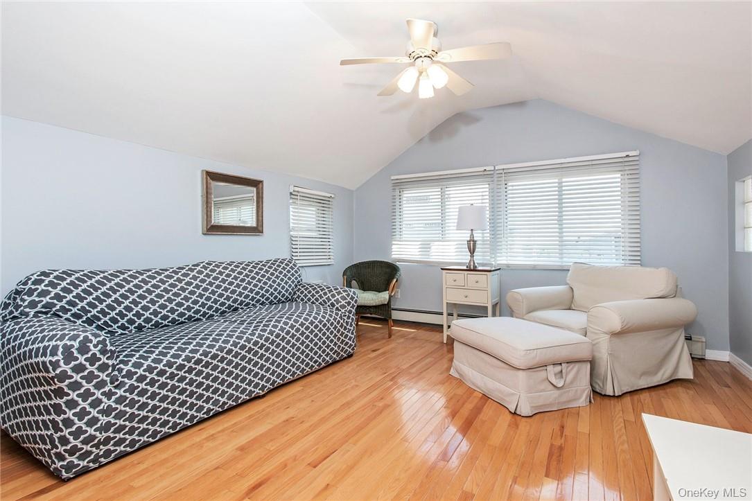 25 B Edgewater Park # 25 B, Bronx, NY 10465