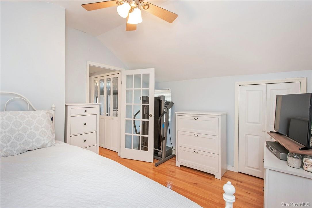 25 B Edgewater Park # 25 B, Bronx, NY 10465