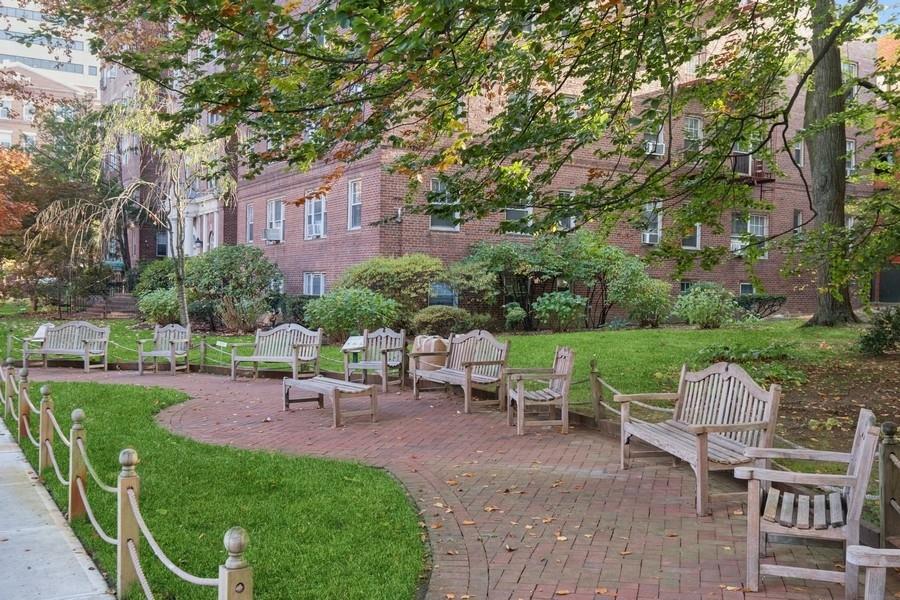 77-34 113th Street # 6H, Forest Hills, NY 11375