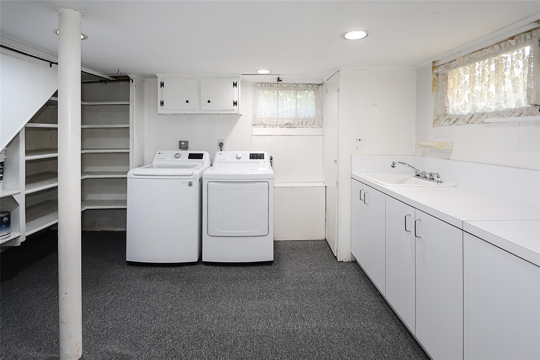 419 Woodbury Road, Woodbury, NY 11797