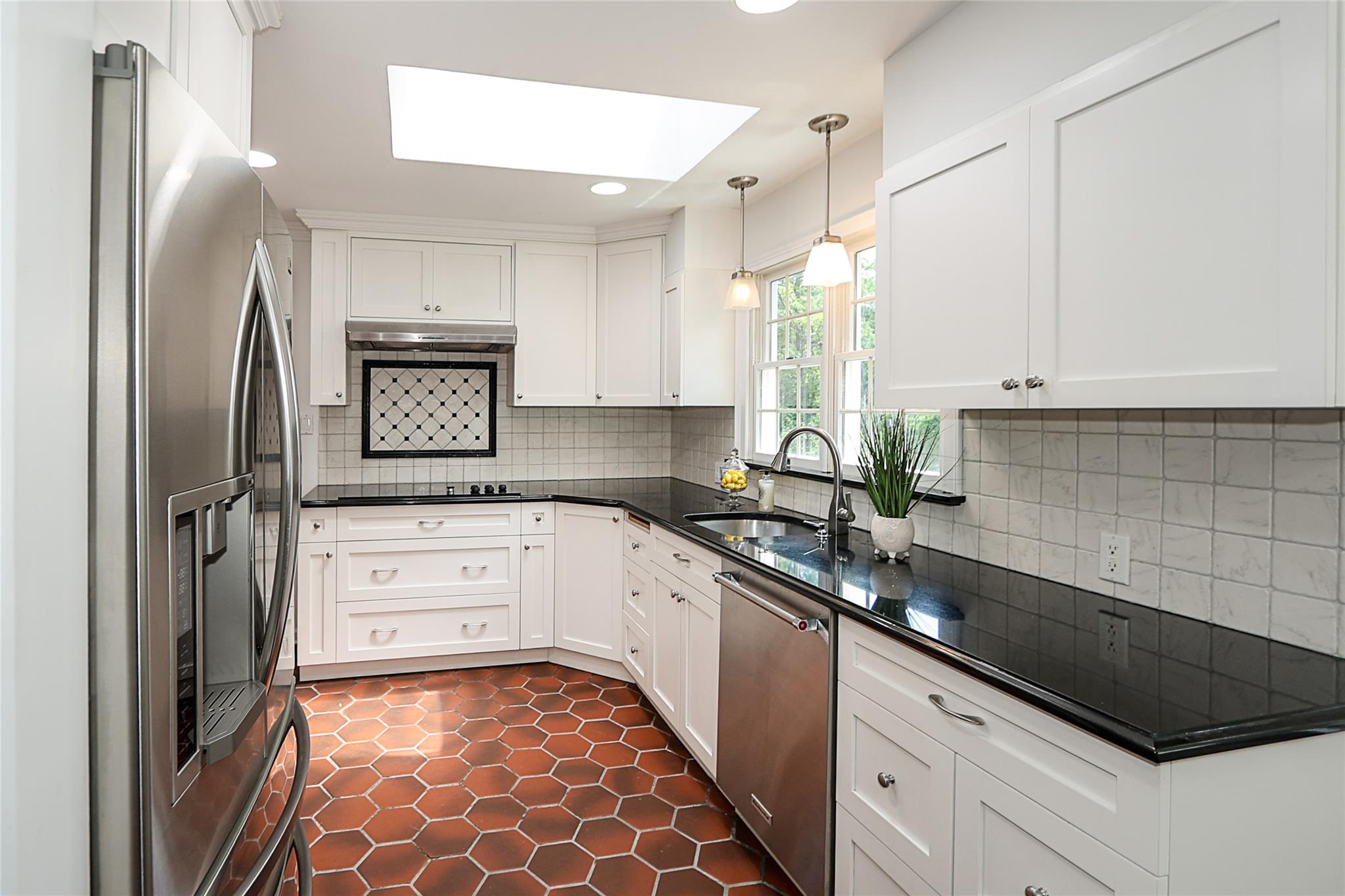 419 Woodbury Road, Woodbury, NY 11797