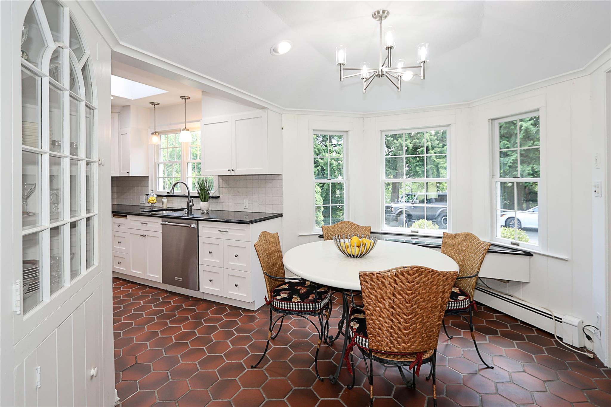 419 Woodbury Road, Woodbury, NY 11797