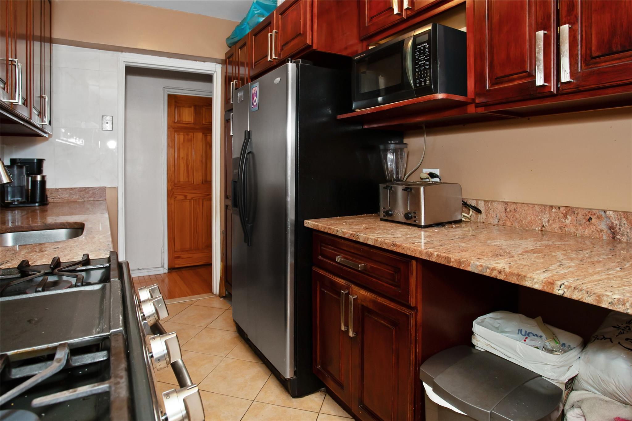 83-37 Saint James Avenue # 2R, Elmhurst, NY 11373