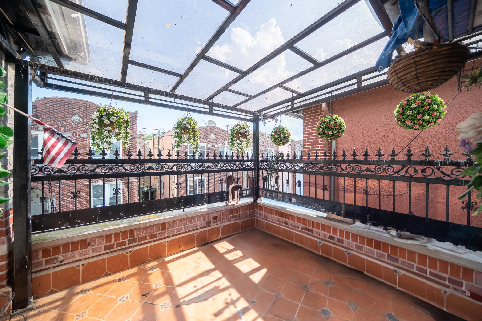 21 Brighton 10th Path, Brooklyn, NY 11235