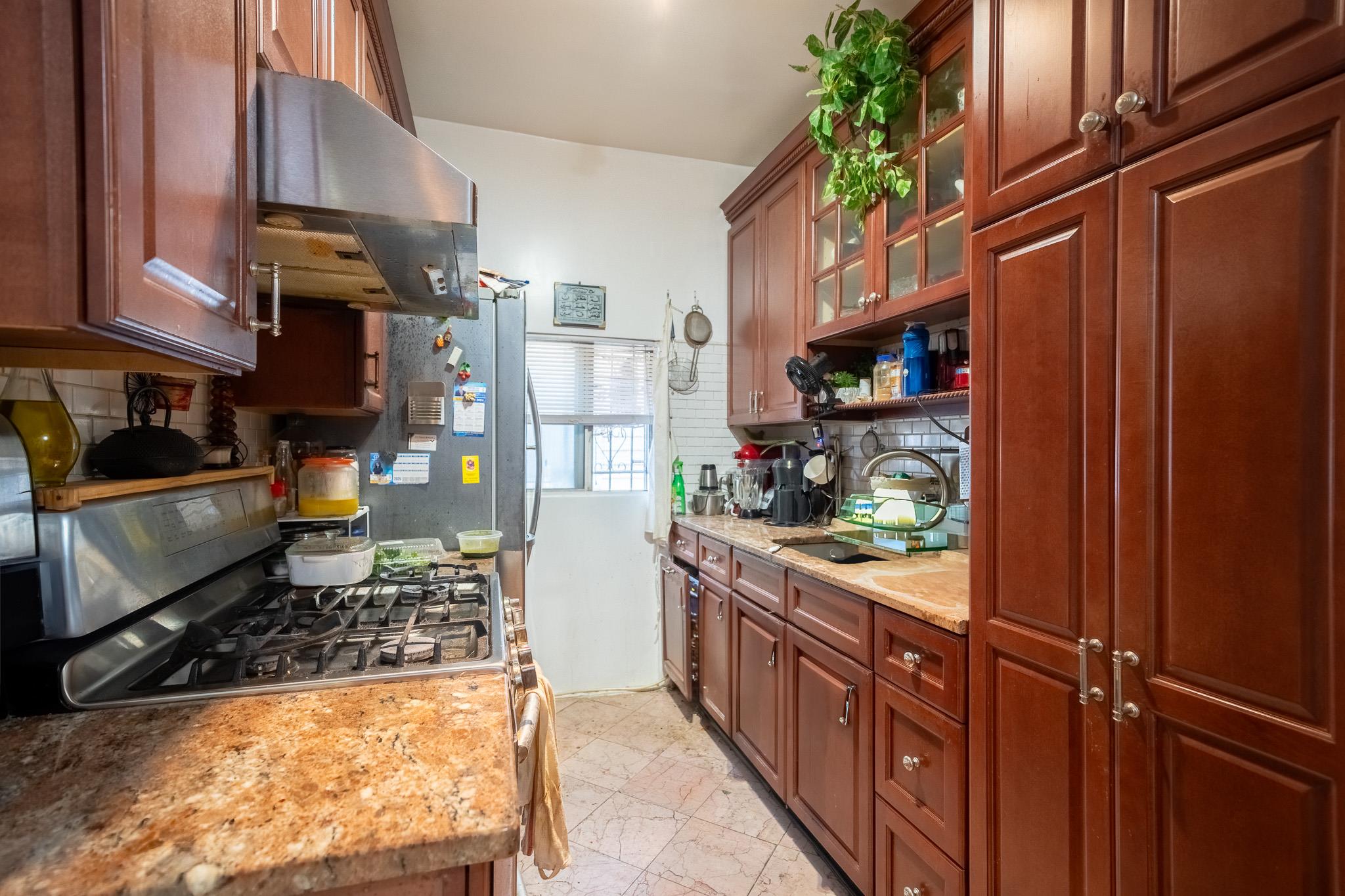 21 Brighton 10th Path, Brooklyn, NY 11235