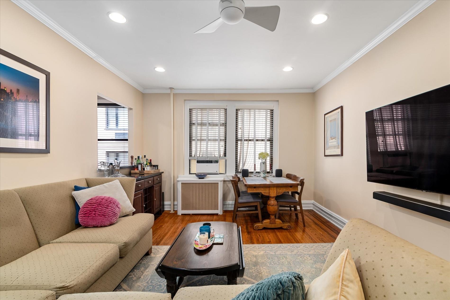 35-55 29th Street # 3D, Astoria, NY 11106