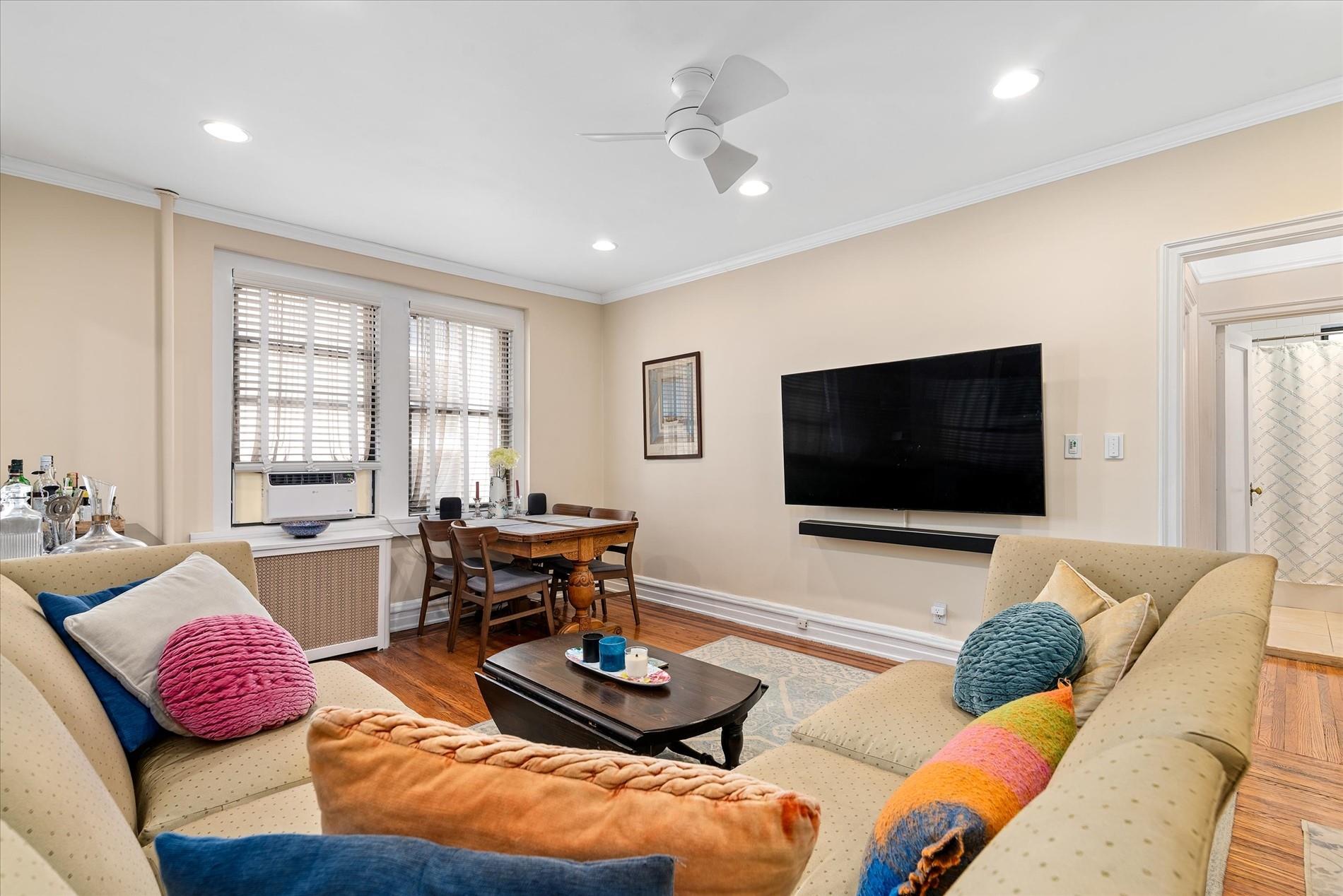35-55 29th Street # 3D, Astoria, NY 11106