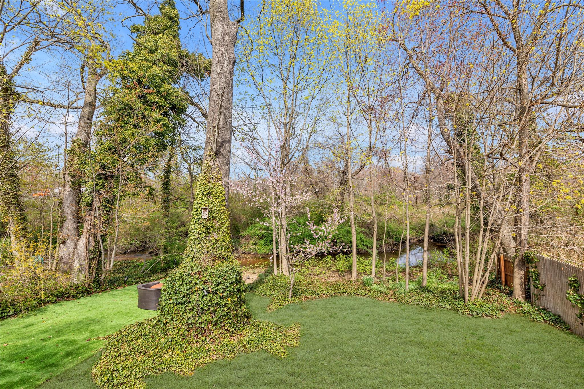 45 Henry Street, Merrick, NY 11566