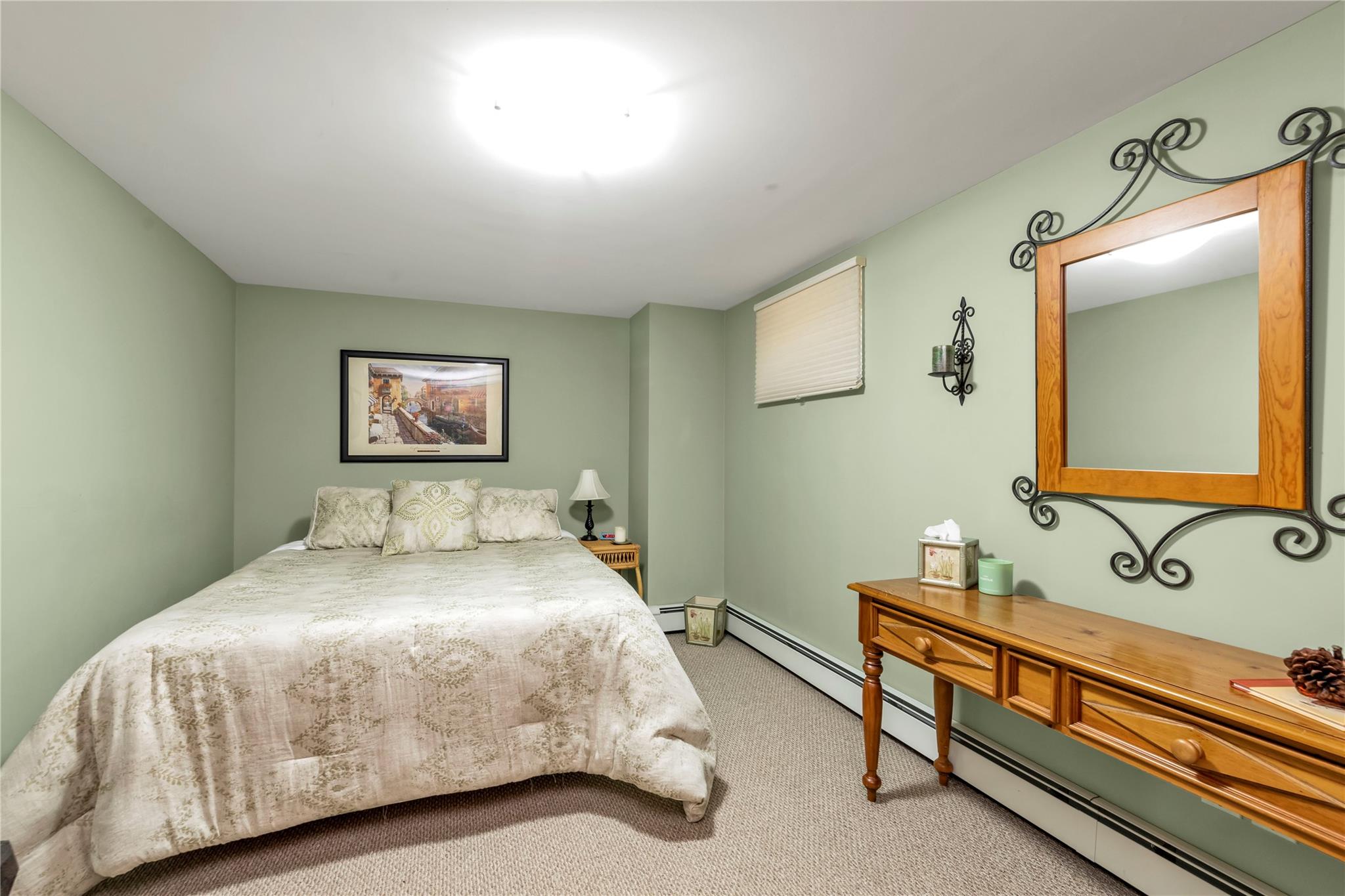 45 Henry Street, Merrick, NY 11566