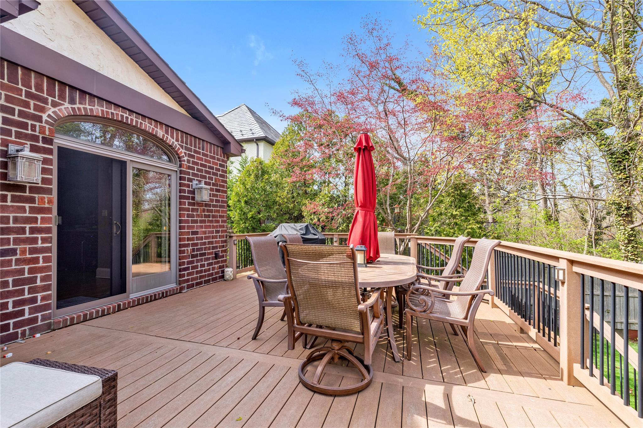 45 Henry Street, Merrick, NY 11566