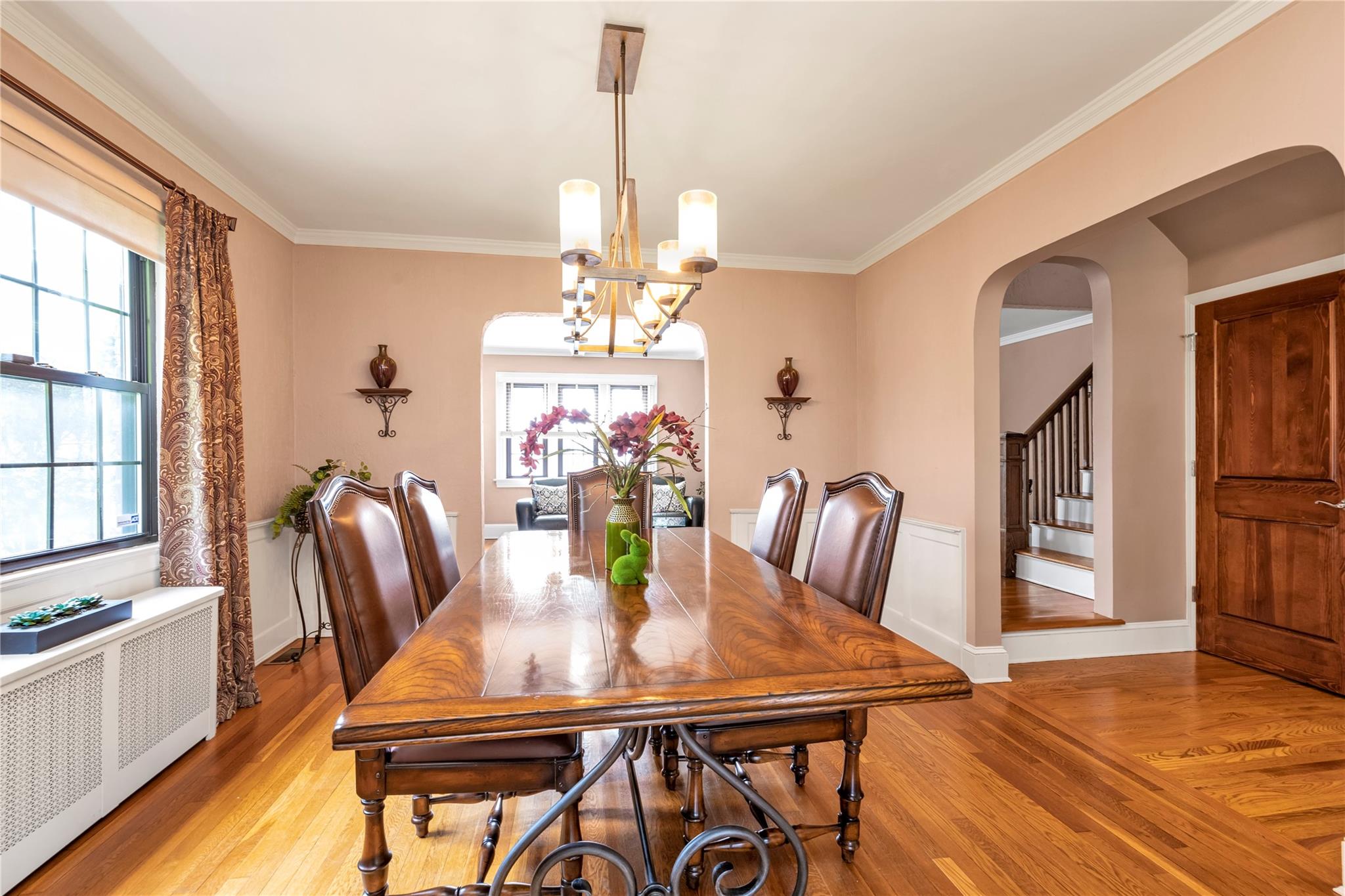 45 Henry Street, Merrick, NY 11566