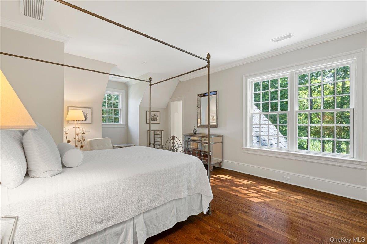 1 Cedar Lane, Purchase, NY 10577