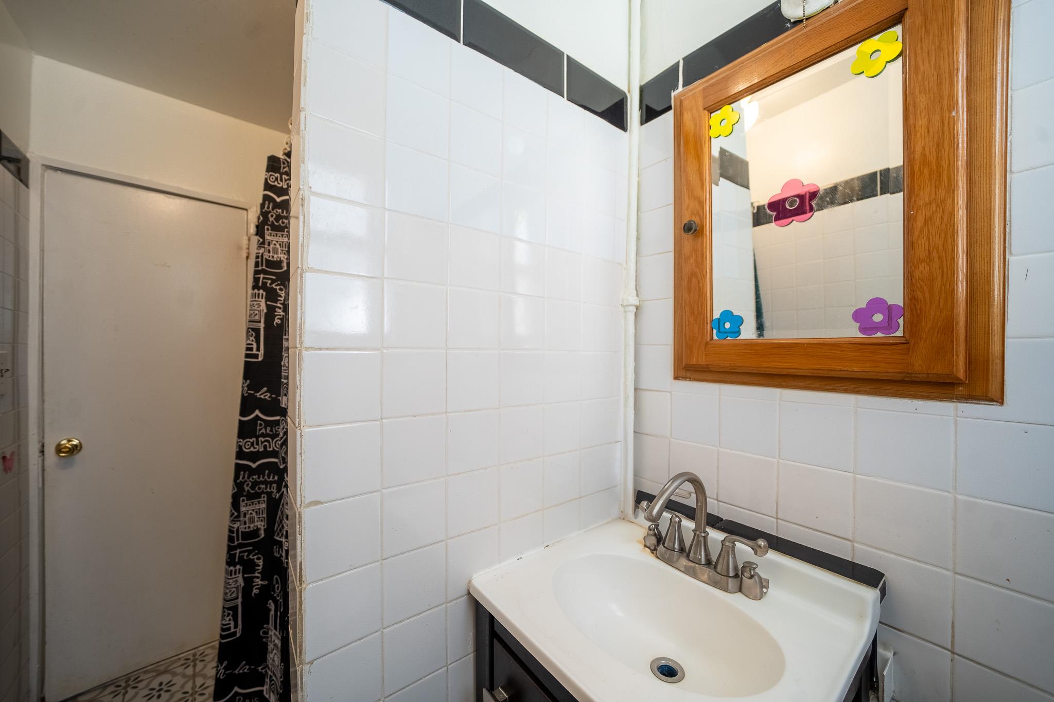 19 Brighton 10th Path, Brooklyn, NY 11235