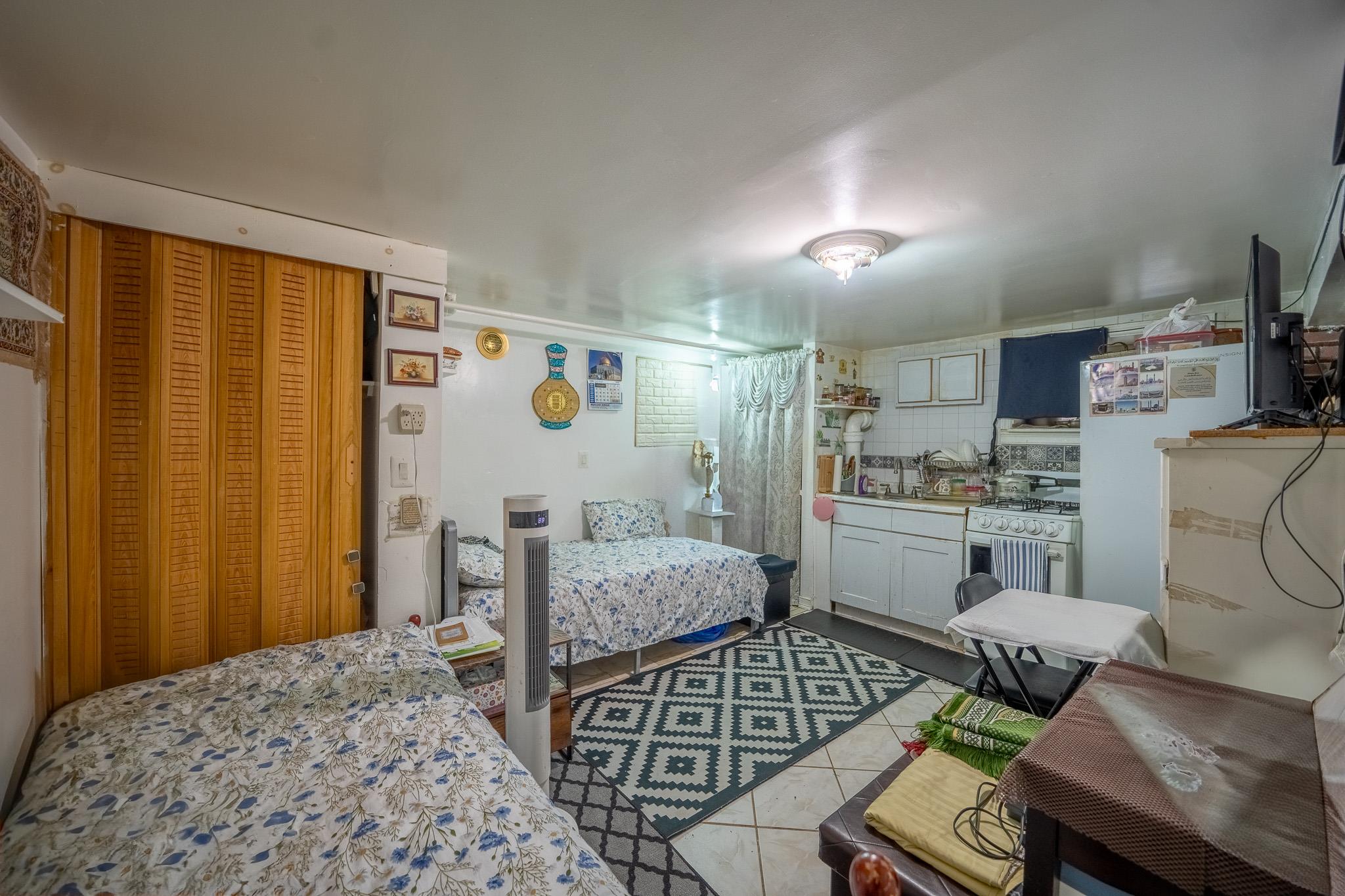 19 Brighton 10th Path, Brooklyn, NY 11235