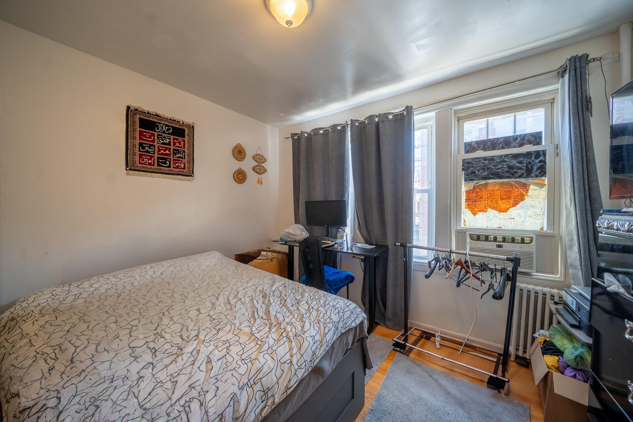 19 Brighton 10th Path, Brooklyn, NY 11235