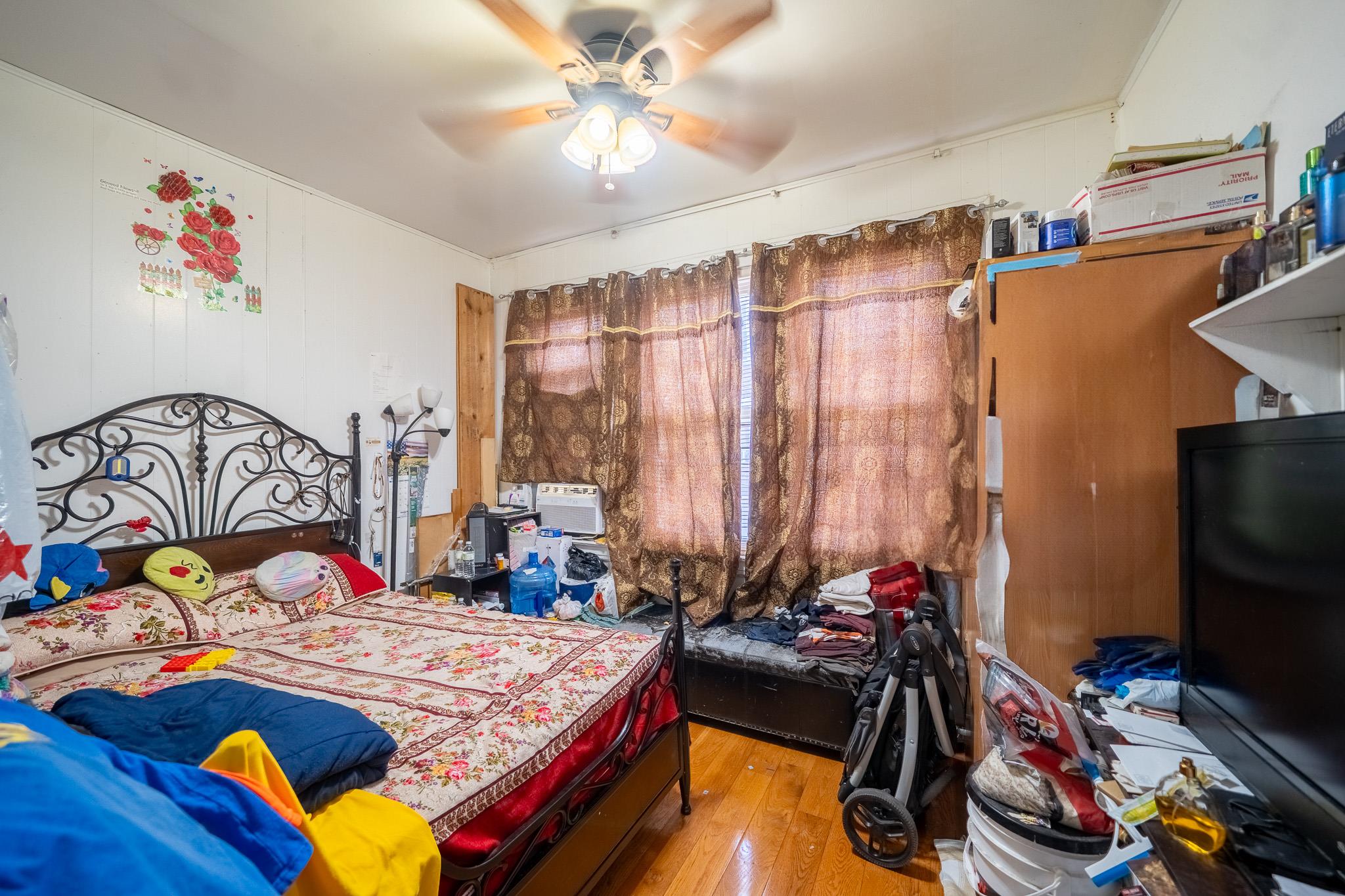 19 Brighton 10th Path, Brooklyn, NY 11235