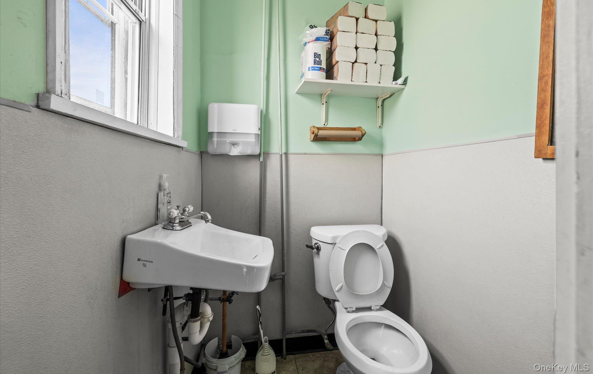 2092-2096 Grand Avenue, Baldwin, NY 11510