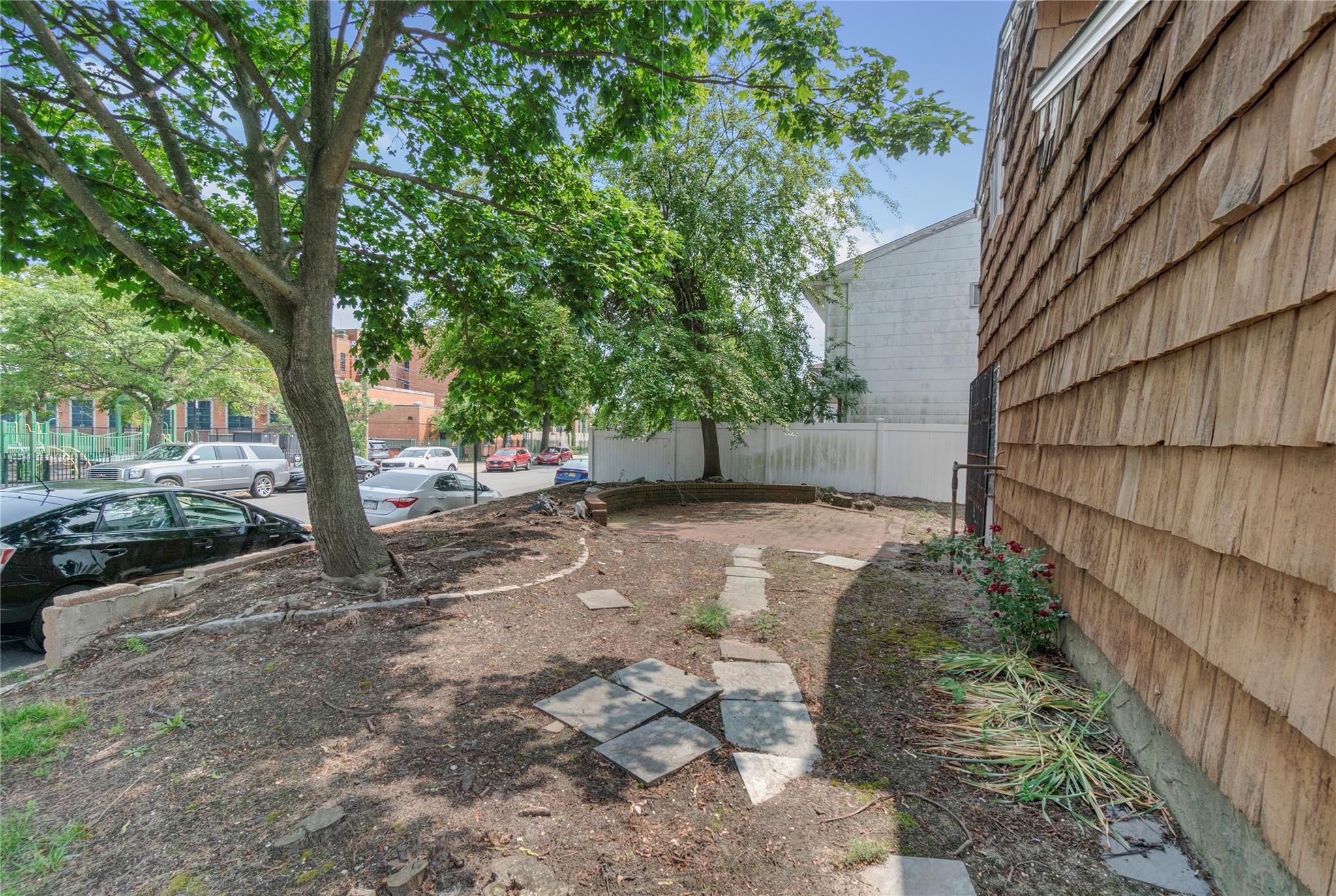 2805 Mott Avenue, Far Rockaway, NY 11691