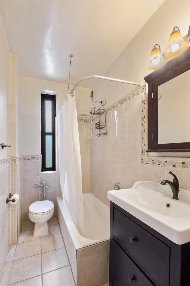 860 Grand Concourse # 4J, Bronx, NY 10451