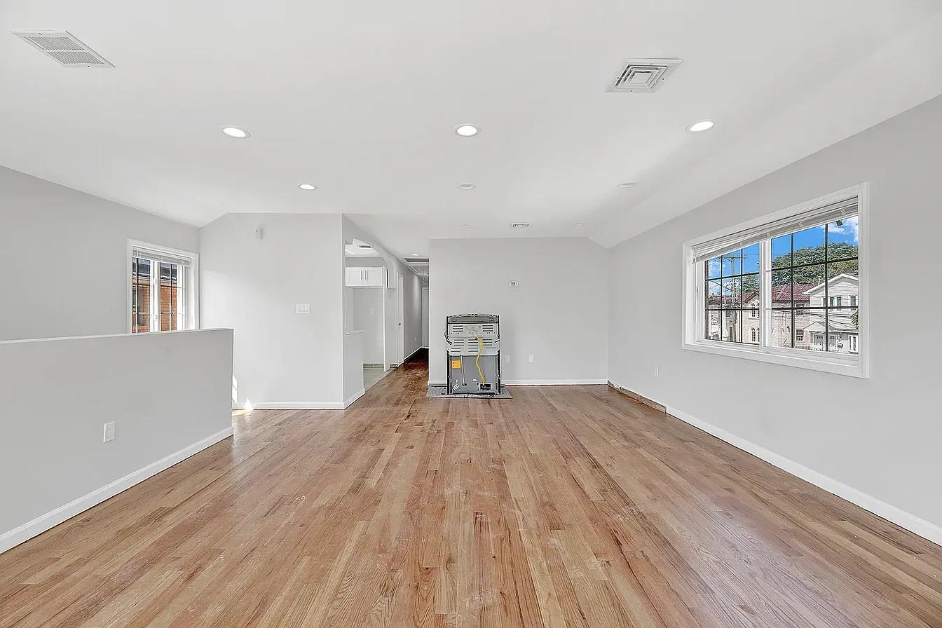 124-19 152 Avenue, South Ozone Park, NY 11420