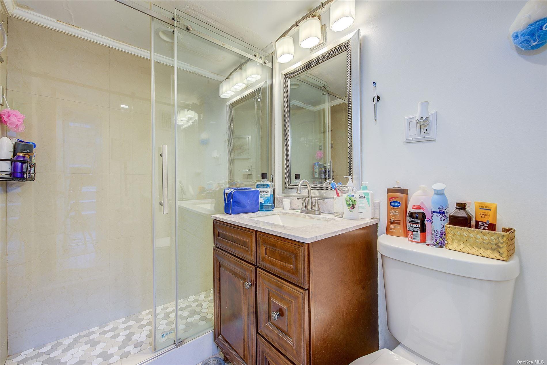 230 S 2nd Street, Brooklyn, NY 11211