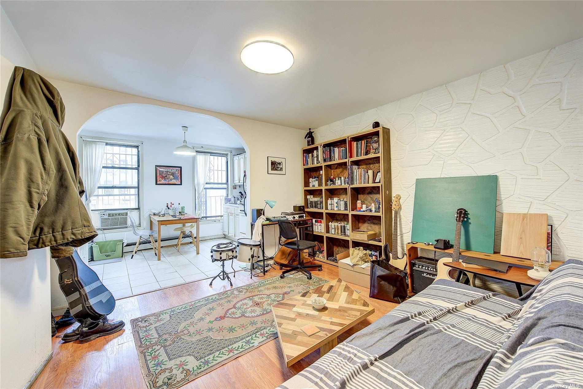 230 S 2nd Street, Brooklyn, NY 11211