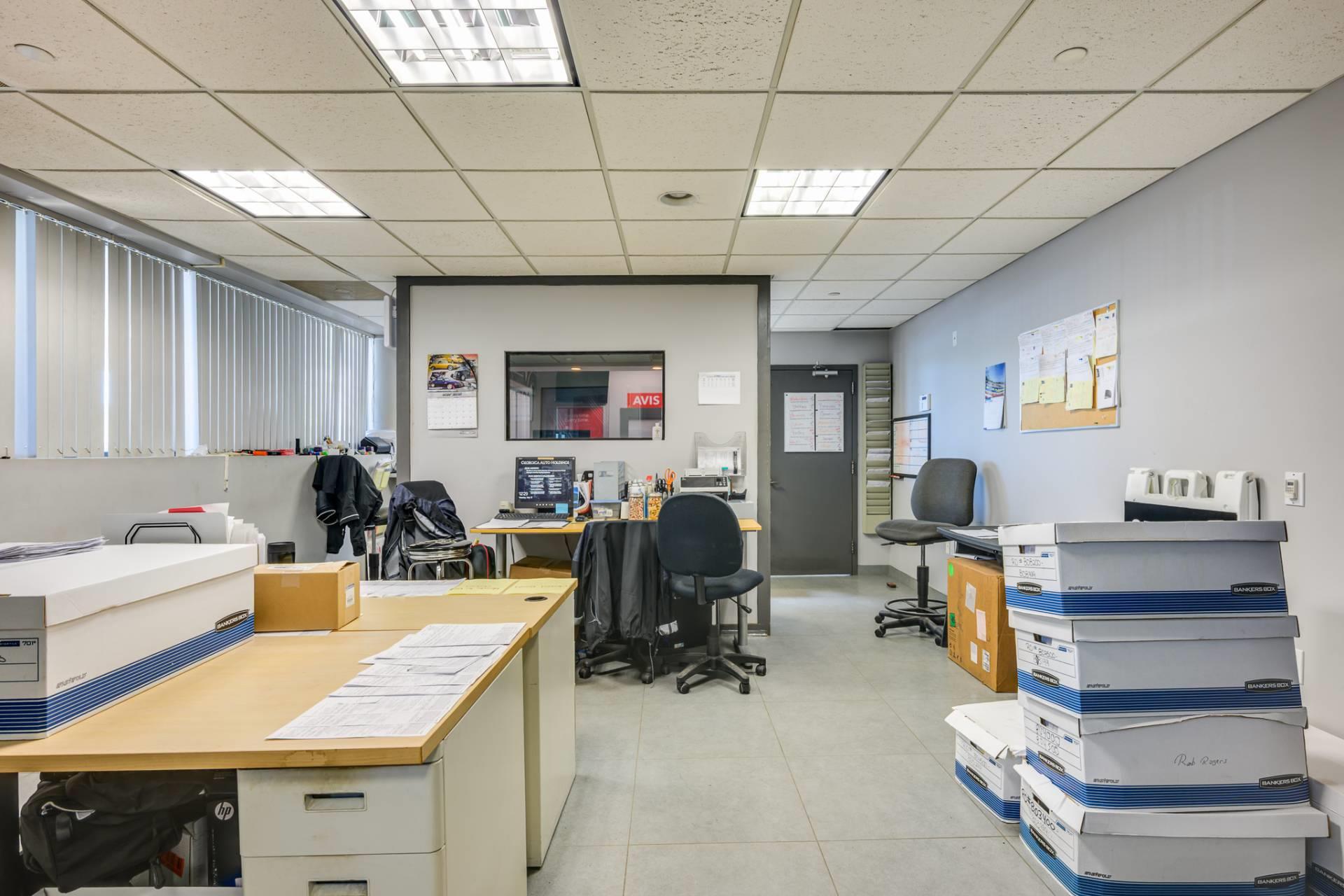 691 County Road 39A, Southampton, NY 11968