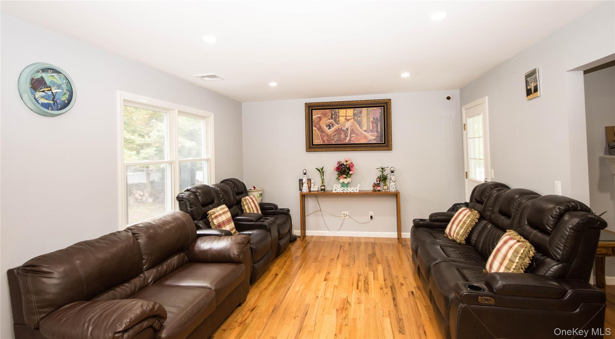 132 N Woods Road, Baiting Hollow, NY 11933