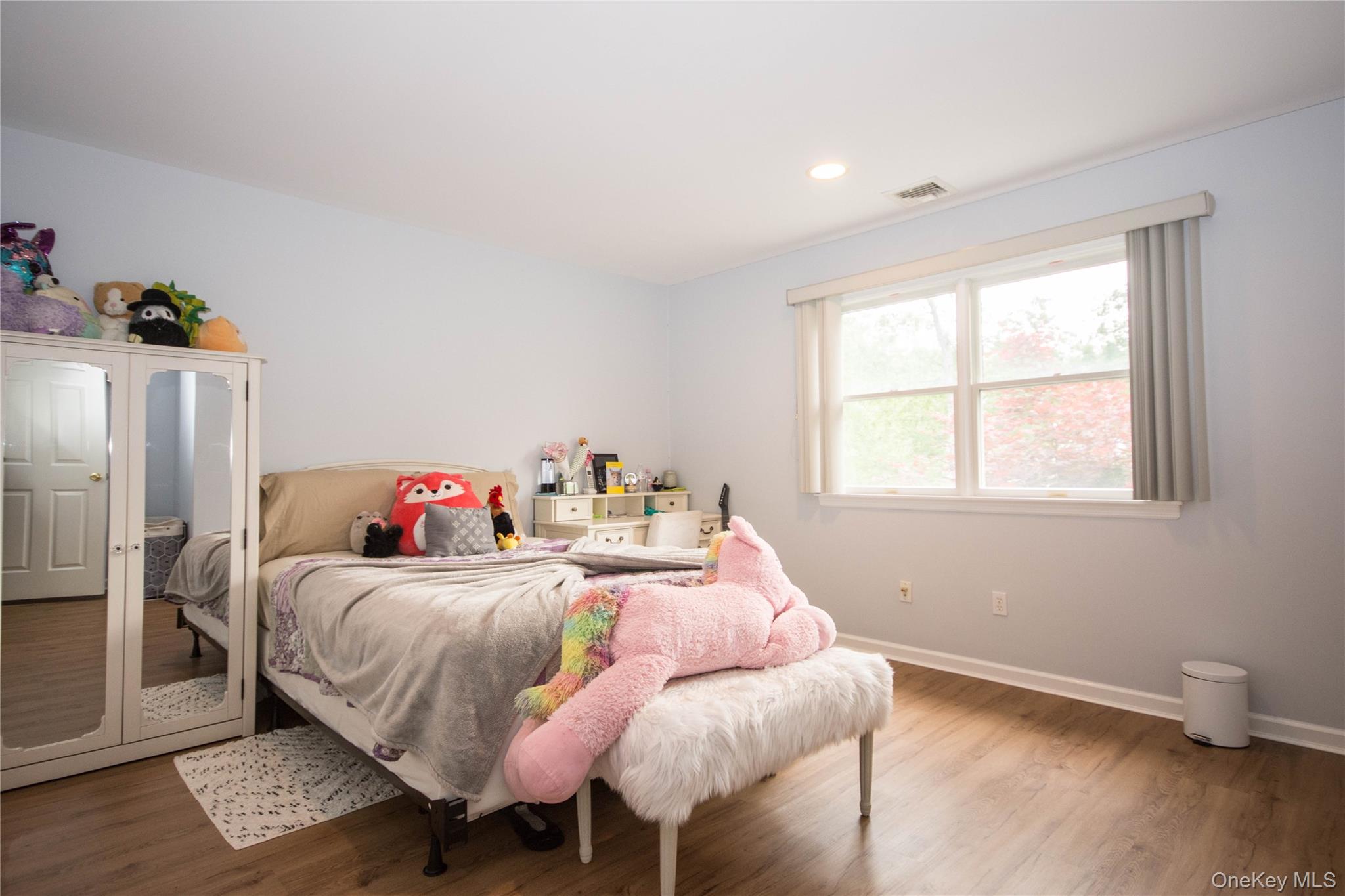 132 N Woods Road, Baiting Hollow, NY 11933