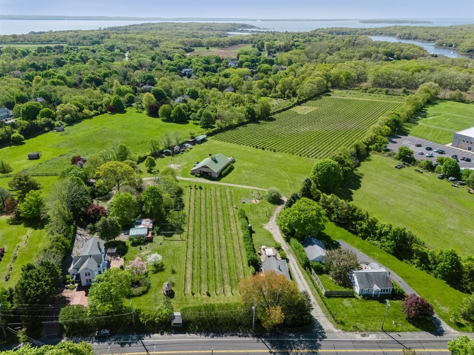 35950 Main Road, Cutchogue, NY 11935