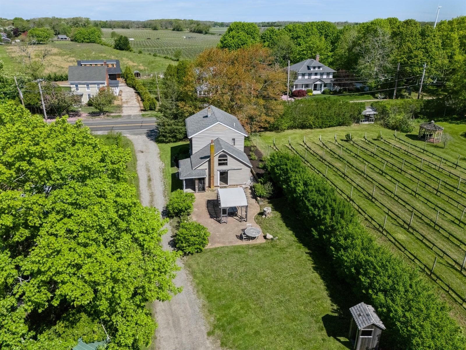 35950 Main Road, Cutchogue, NY 11935