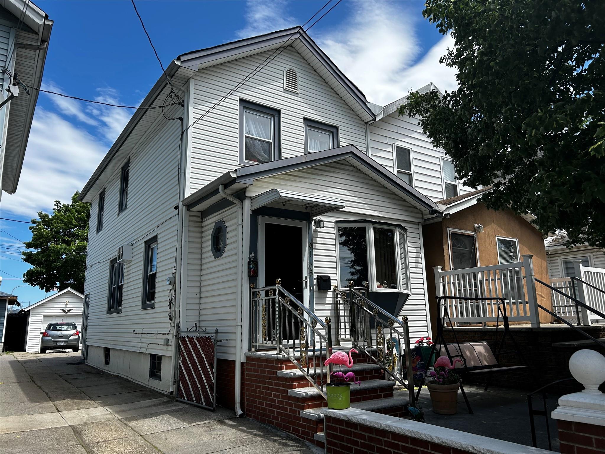 91-05 121 Street, Jamaica, NY 11418