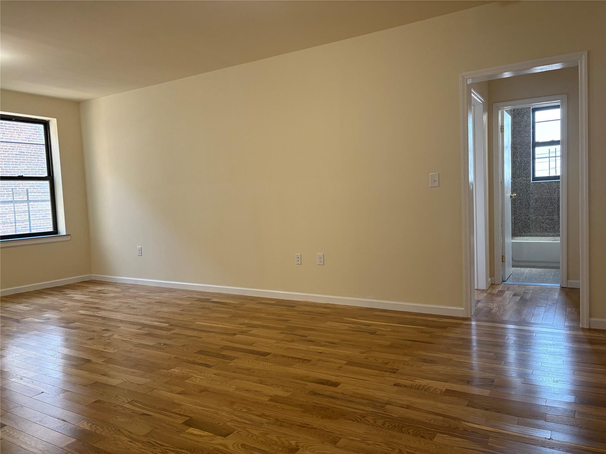 89-10 35th Avenue # E-7R, Jackson Heights, NY 11372