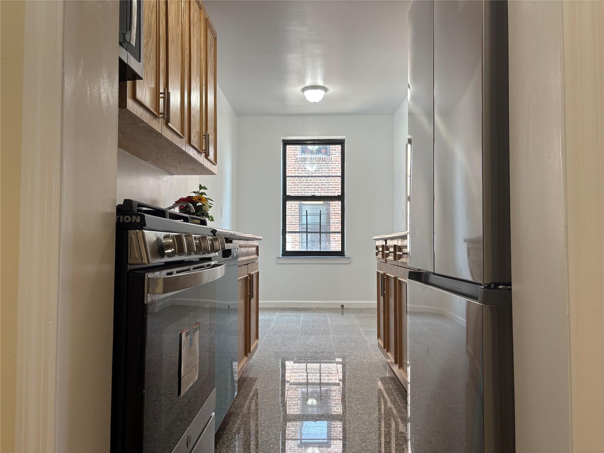 89-10 35th Avenue # E-7R, Jackson Heights, NY 11372