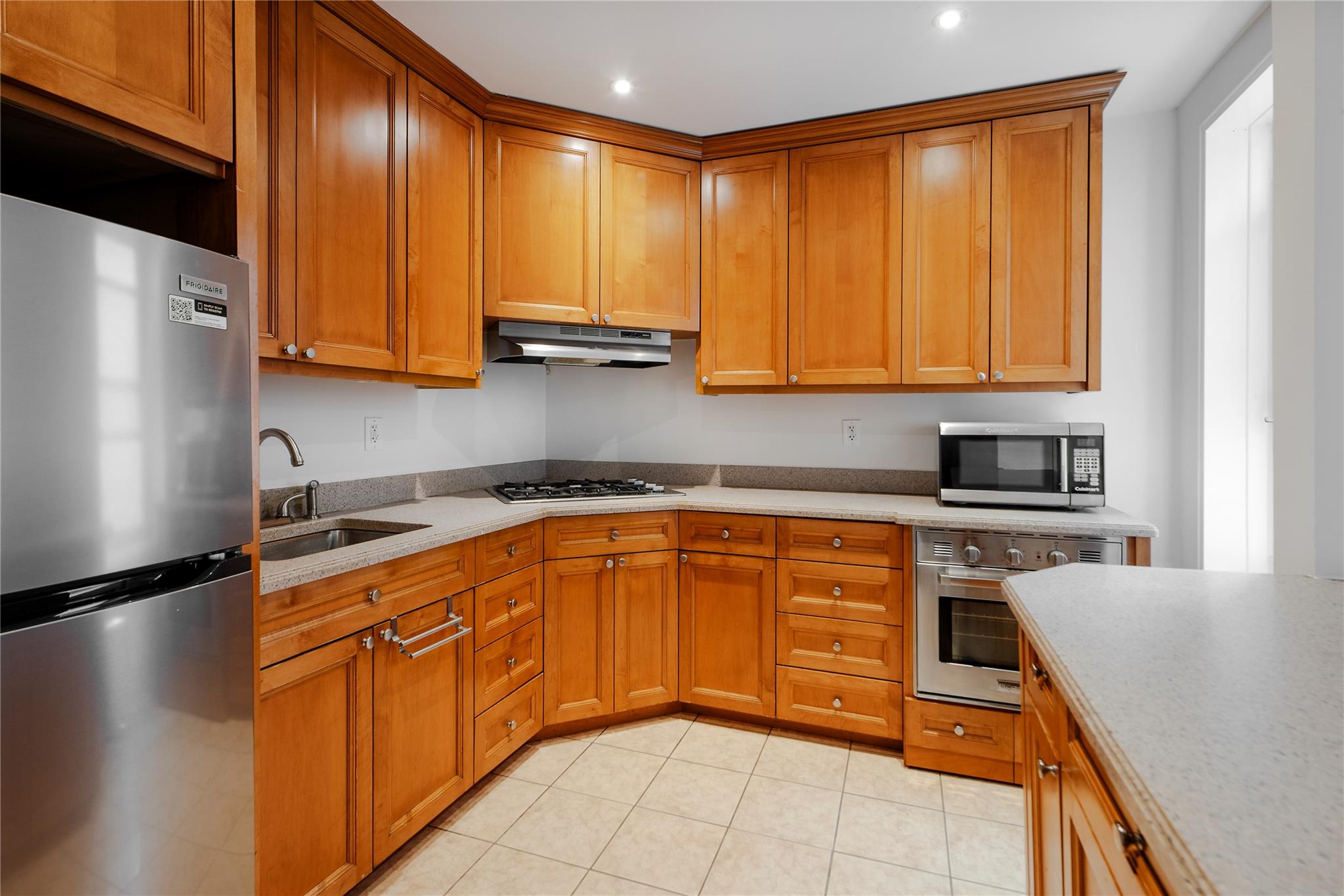 88-01 35th Avenue # 4C, Jackson Heights, NY 11372