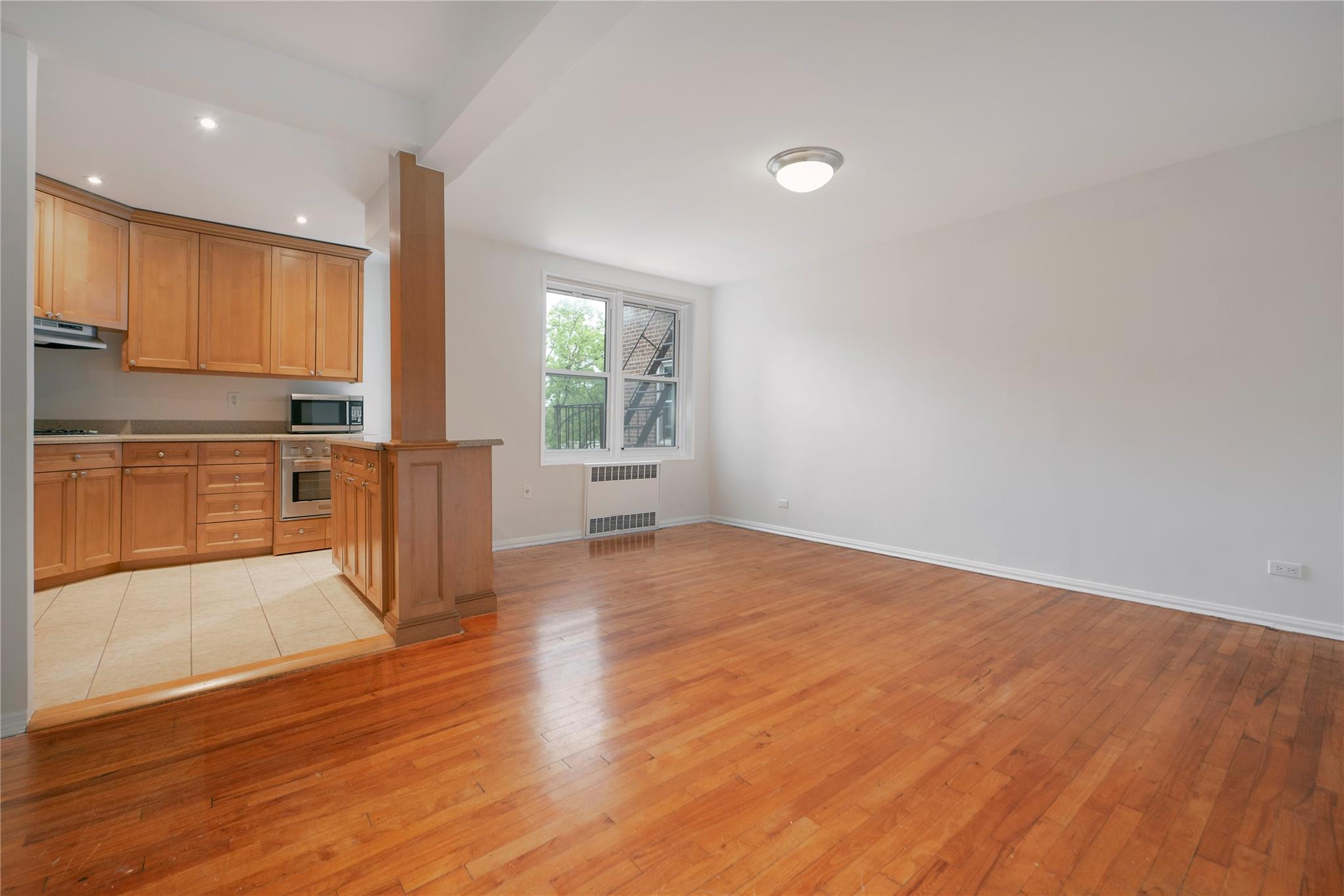 88-01 35th Avenue # 4C, Jackson Heights, NY 11372