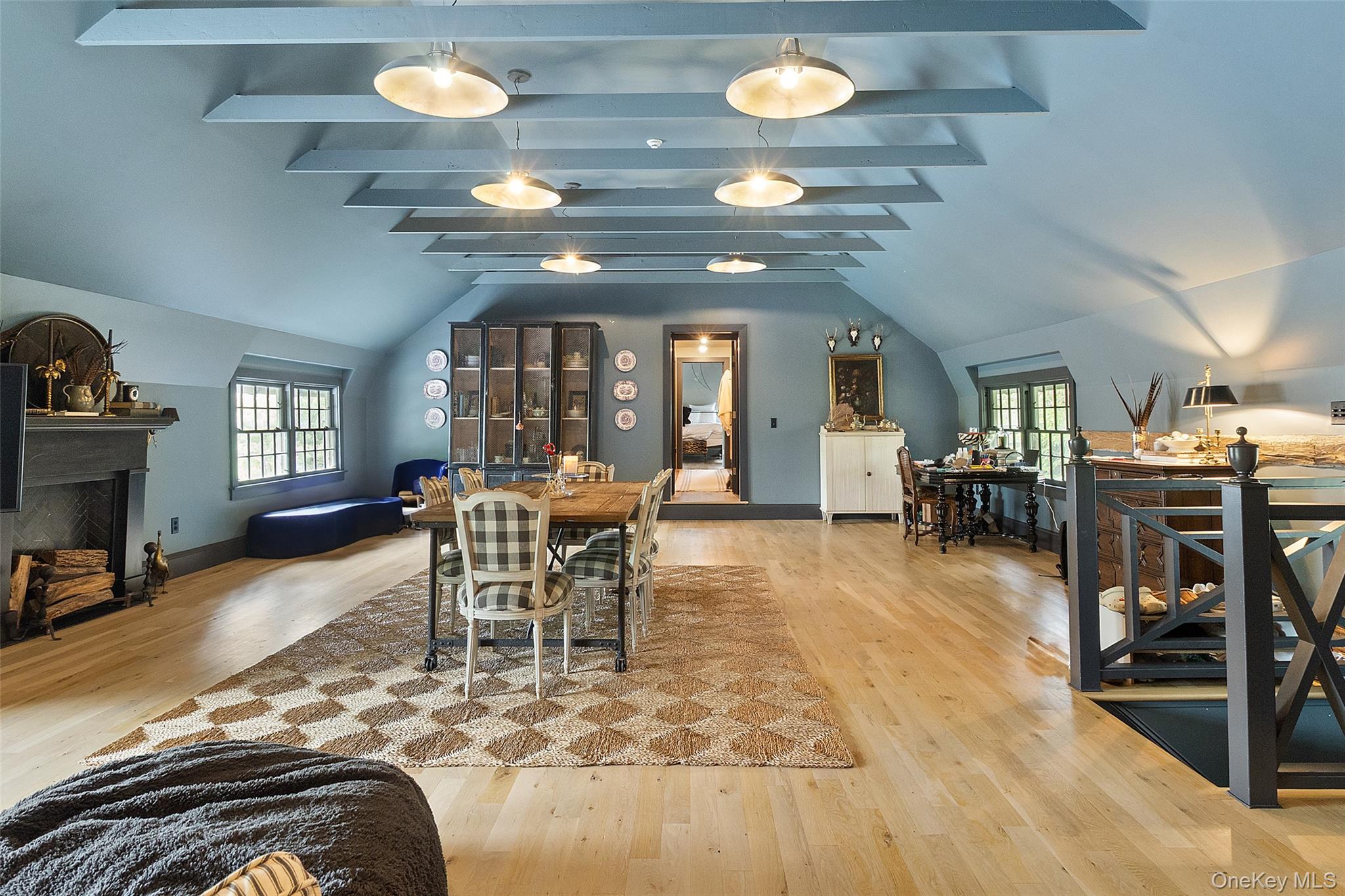 259 Westchester Avenue, Pound Ridge, NY 10576