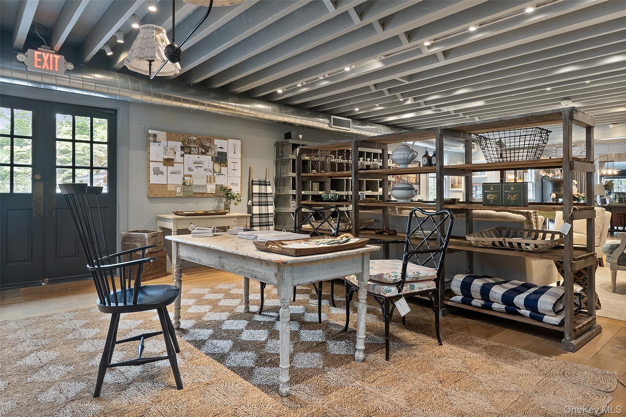 259 Westchester Avenue, Pound Ridge, NY 10576