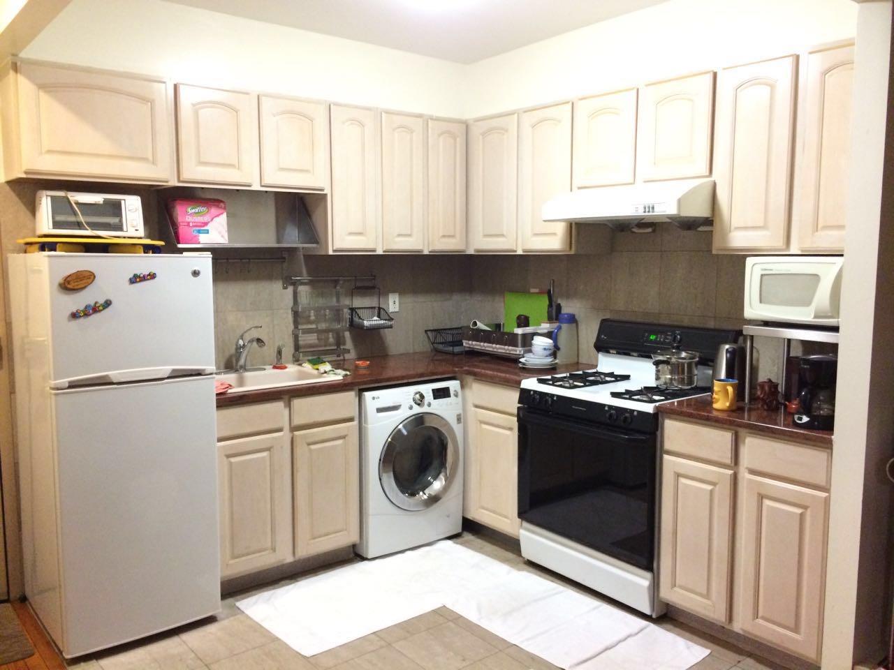 4231 Colden Street # R6C, Flushing, NY 11355