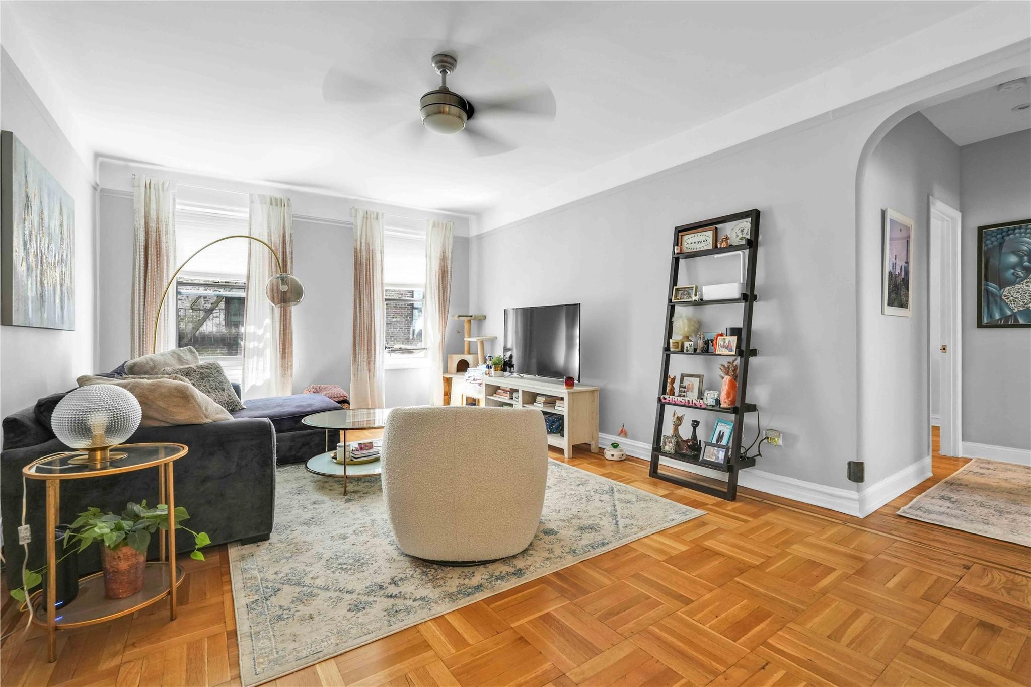 4720 42nd Street # 4C, Sunnyside, NY 11104