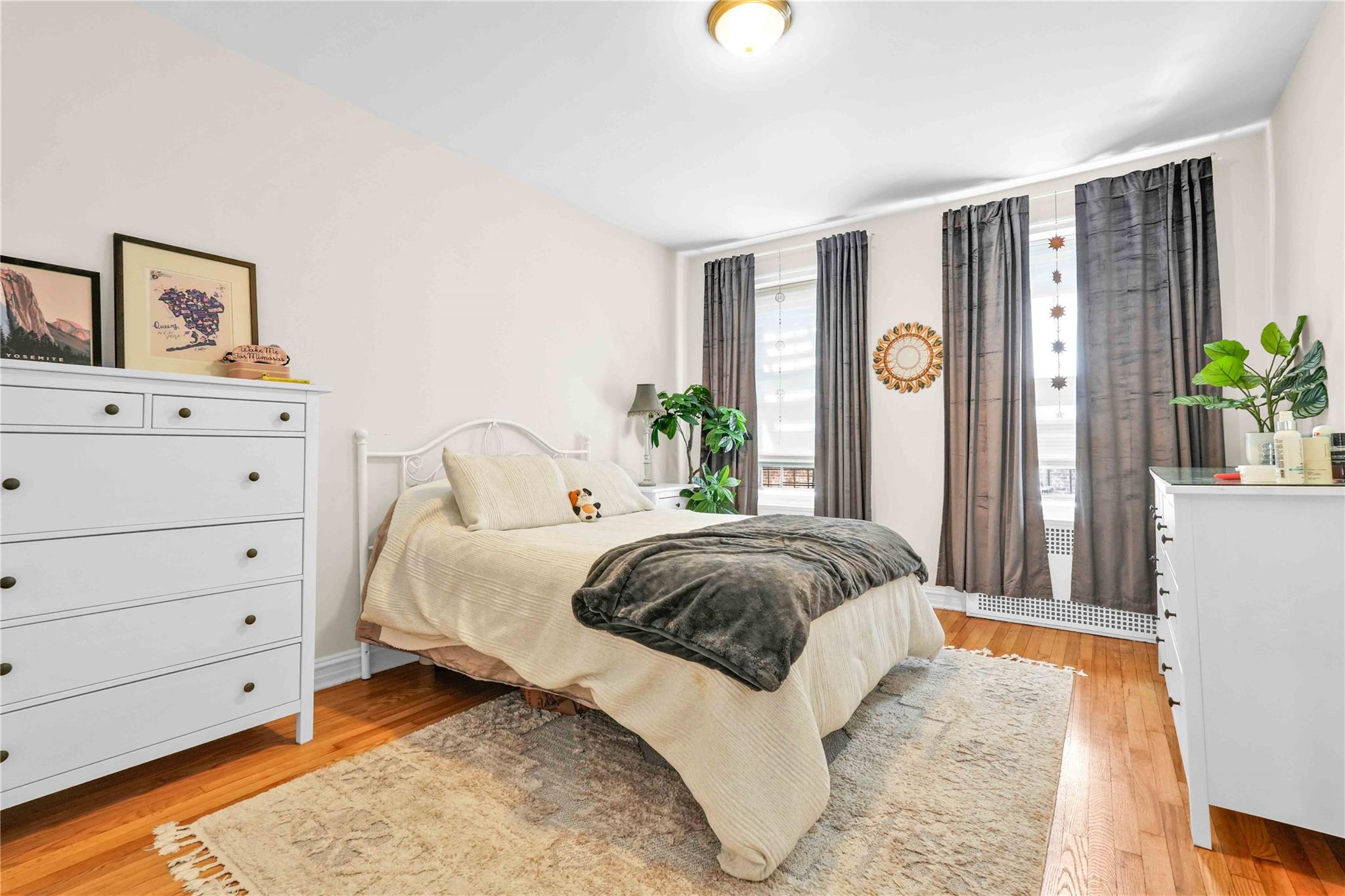 4720 42nd Street # 4C, Sunnyside, NY 11104