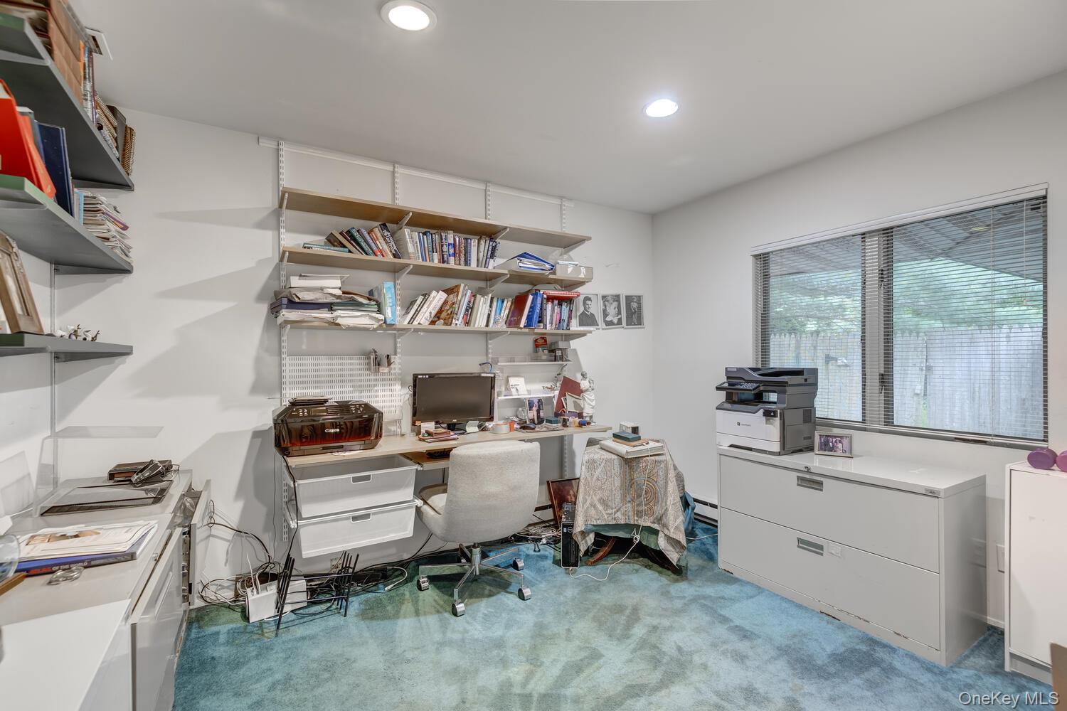 61 Locust Lane, Roslyn Heights, NY 11577