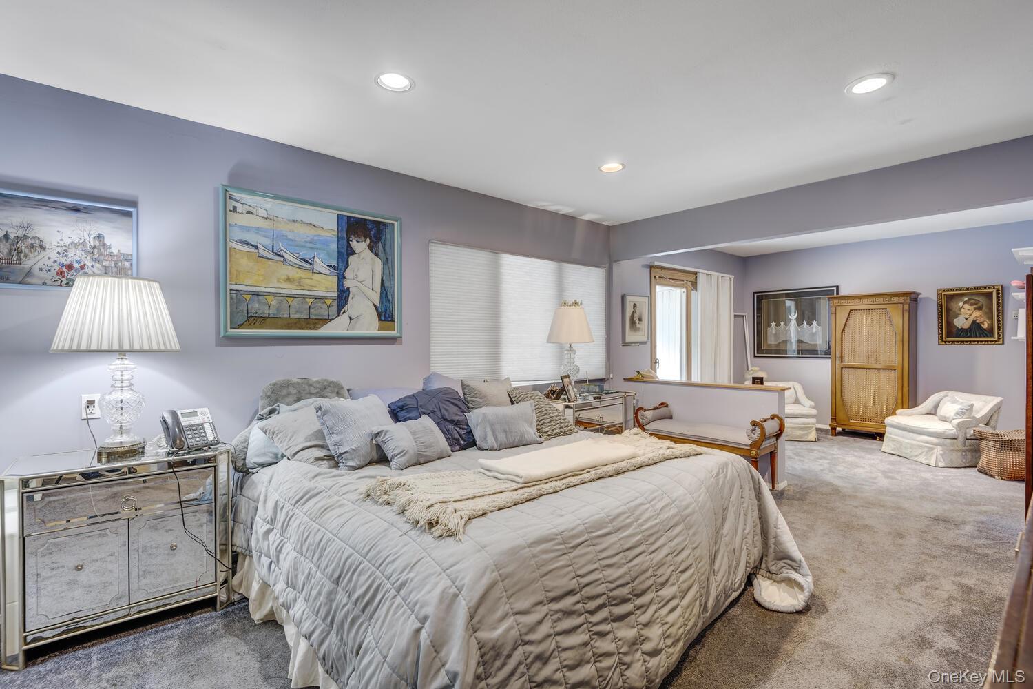 61 Locust Lane, Roslyn Heights, NY 11577