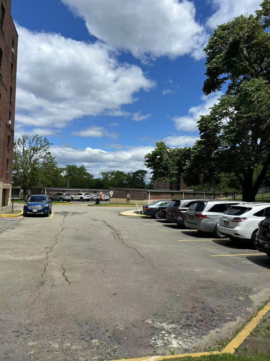 2625 141st Street # 5A, Flushing, NY 11354