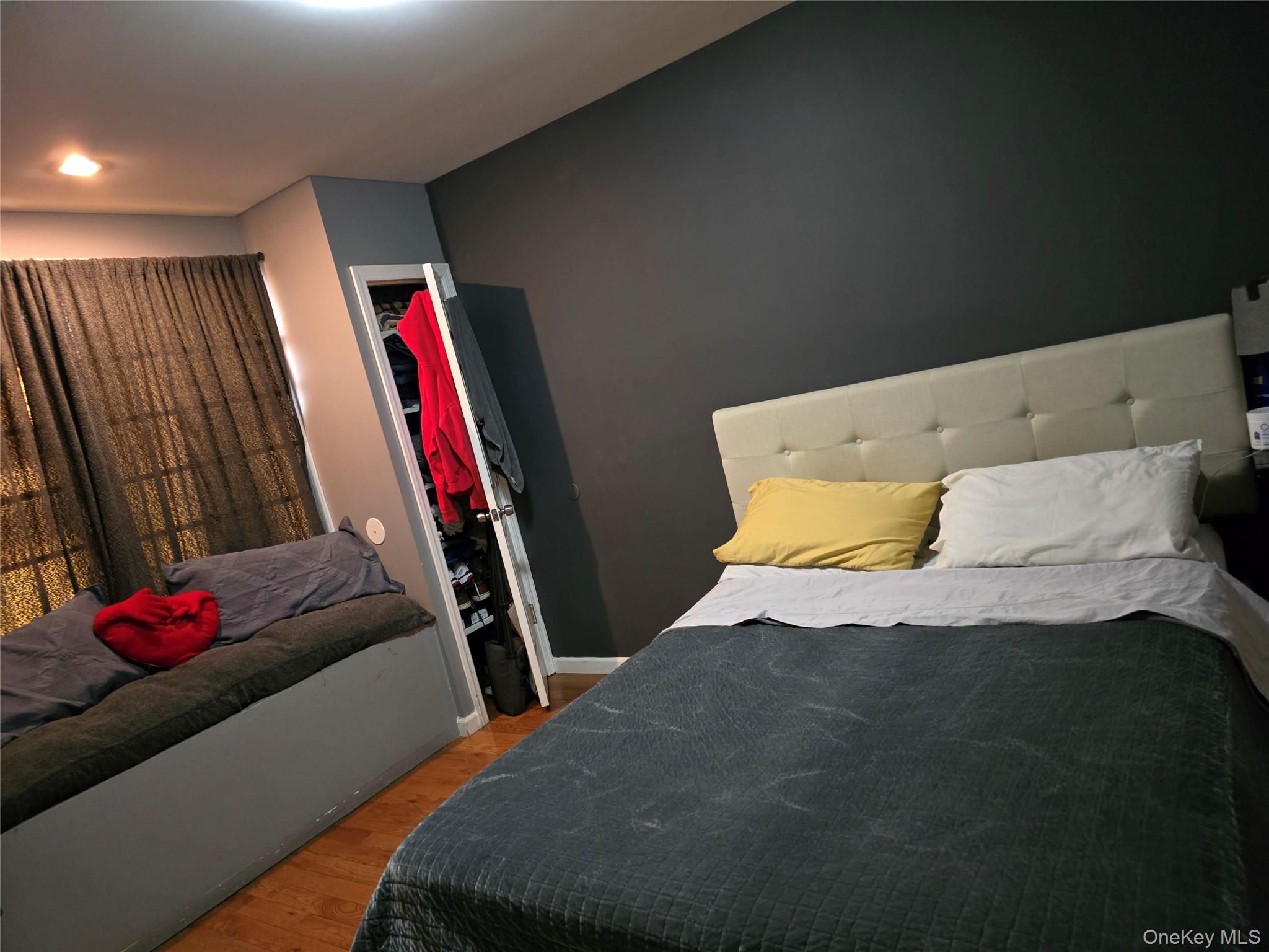 367 Lincoln Avenue, Brooklyn, NY 11208