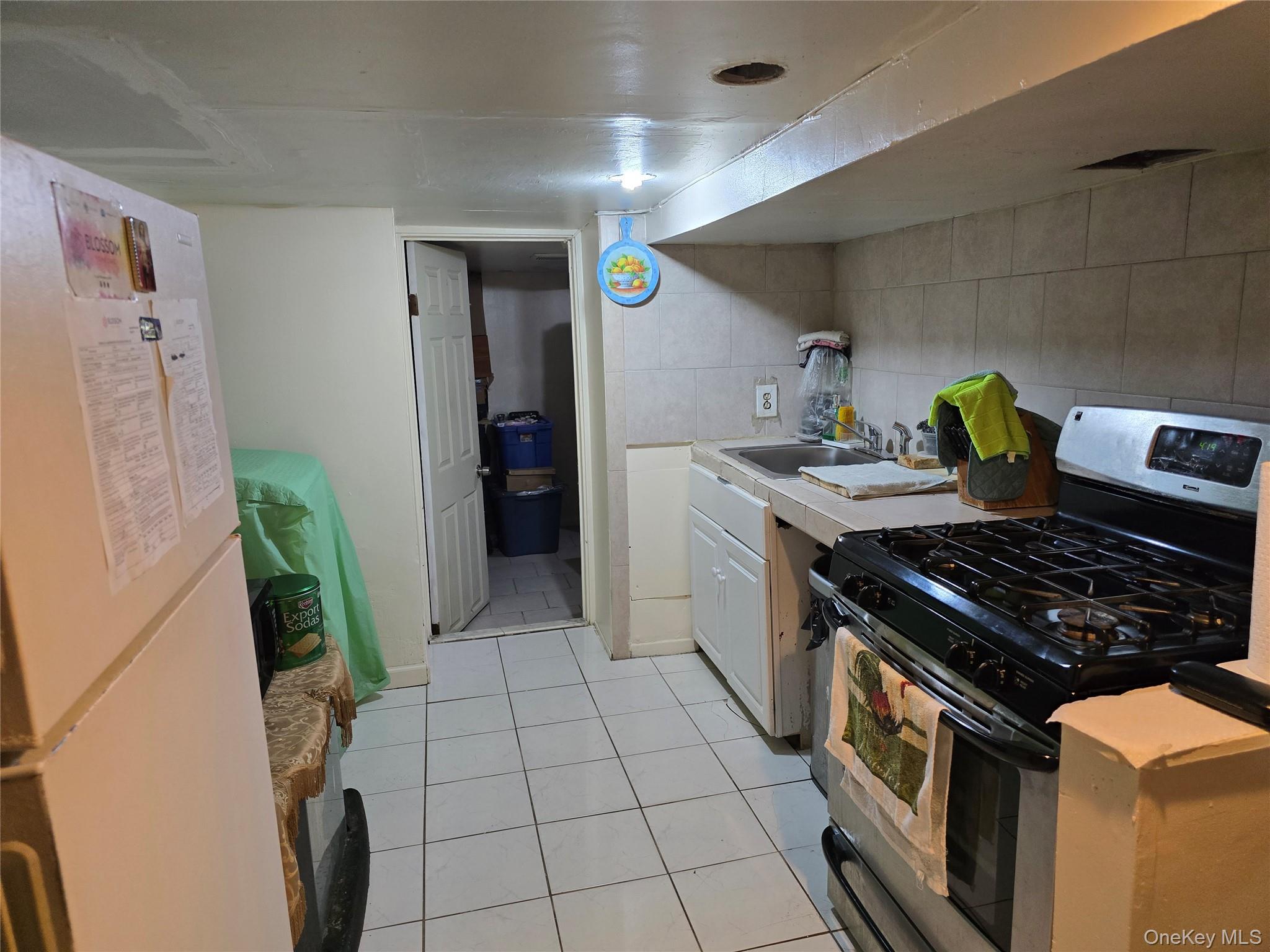 367 Lincoln Avenue, Brooklyn, NY 11208