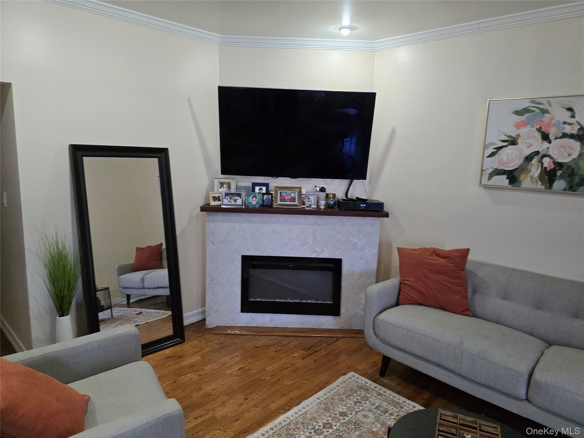 367 Lincoln Avenue, Brooklyn, NY 11208