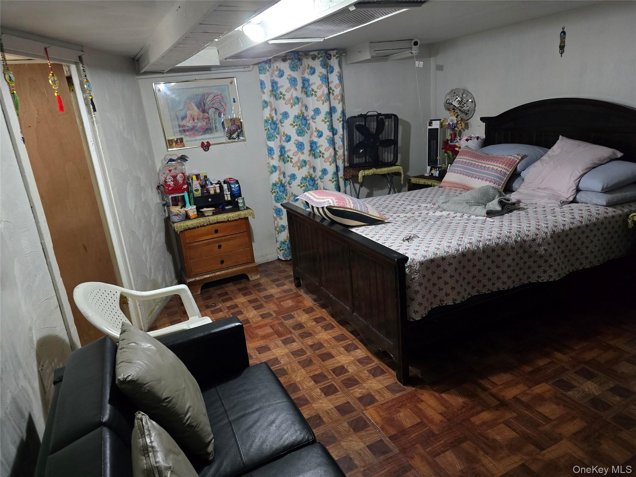 367 Lincoln Avenue, Brooklyn, NY 11208