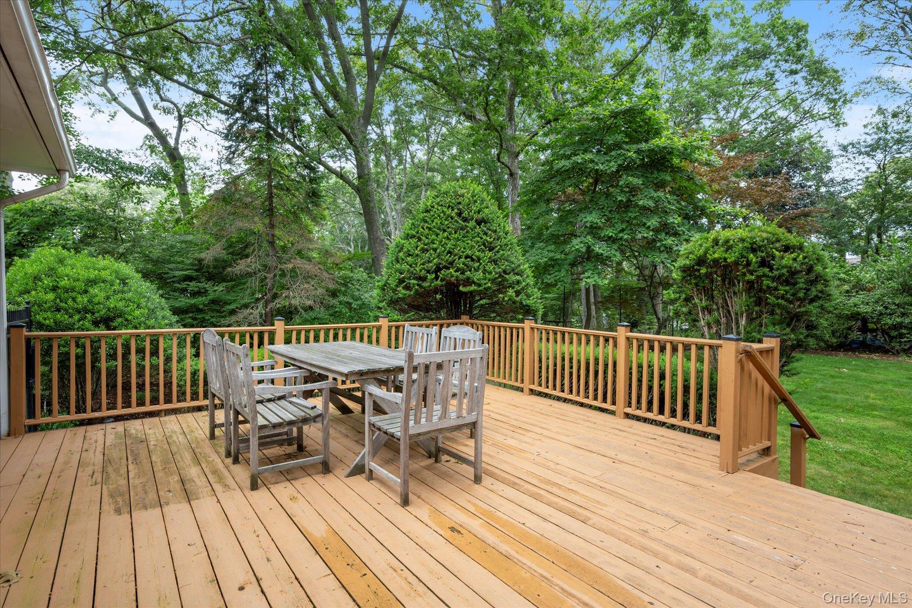 12 Cordwood Path, Shoreham, NY 11786